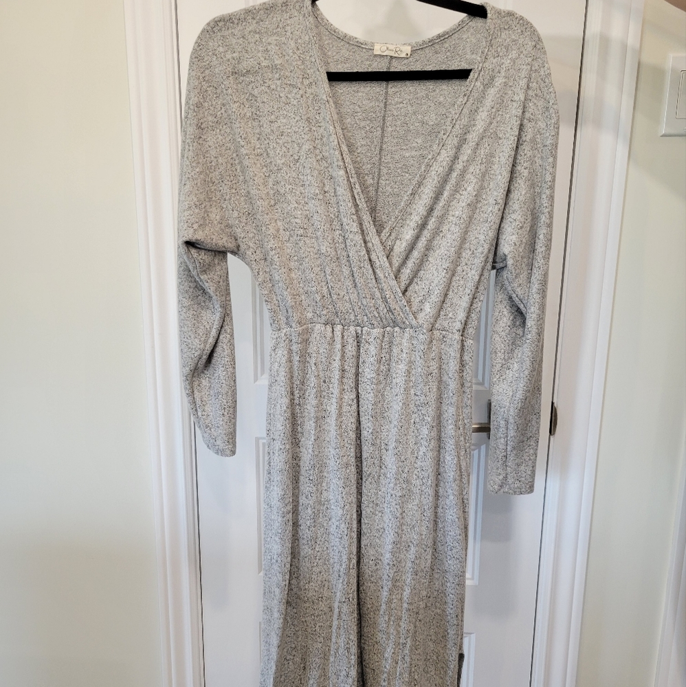 Olivia Rae Grey Midi Dhress